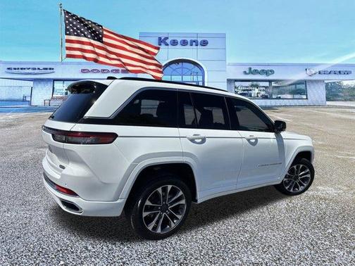 2025 Jeep Grand Cherokee Overland