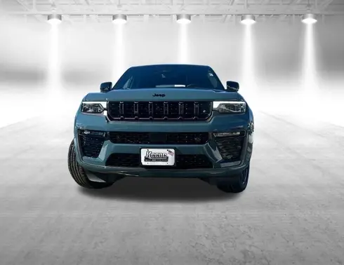 Steel Blue Exterior Paint 2026 Jeep Grand Cherokee Summit