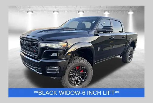 Diamond Black Crystal Pearl-Coat Exterior Paint 2026 RAM 1500 Big Horn/Lone Star