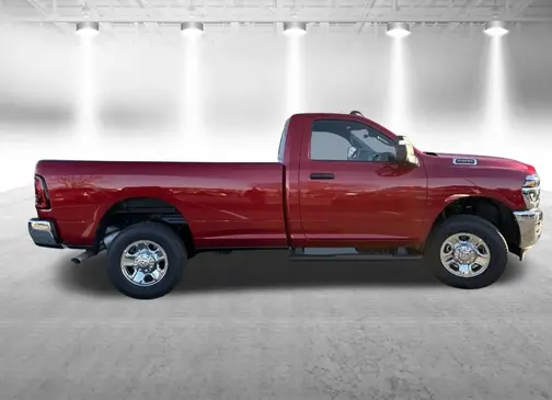 Molten Red Pearl-Coat Exterior Paint 2026 RAM 2500 Tradesman