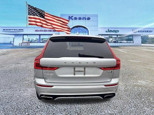 2018 Volvo XC60 T6 R-Design