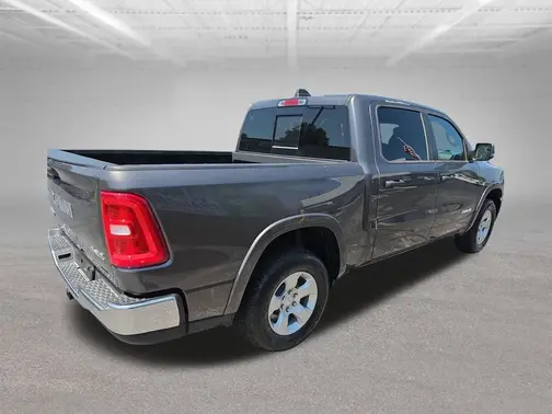Granite Crystal Metallic Clear-Coat Exterior Paint 2026 RAM 1500 Big Horn/Lone Star