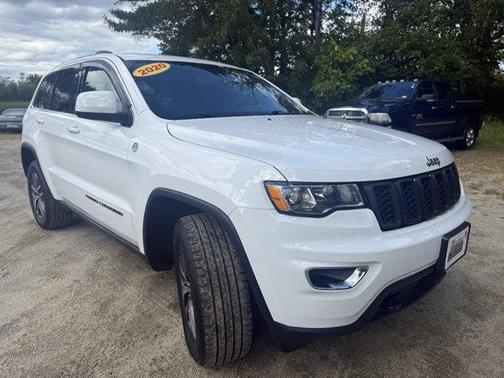 2020 Jeep Grand Cherokee Laredo