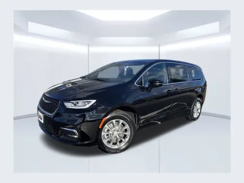 Diamond Black Crystal Pearl-Coat Exterior Paint 2026 Chrysler Pacifica Select
