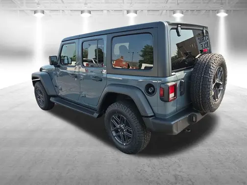 Anvil Clear-Coat Exterior Paint 2026 Jeep Wrangler Sport S