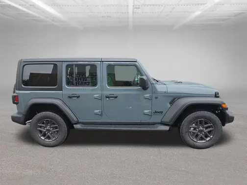 Anvil Clear-Coat Exterior Paint 2026 Jeep Wrangler Sport S