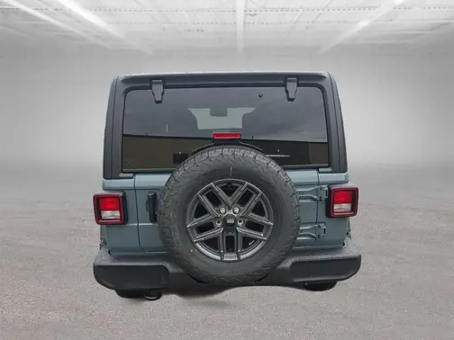 Anvil Clear-Coat Exterior Paint 2026 Jeep Wrangler Sport S