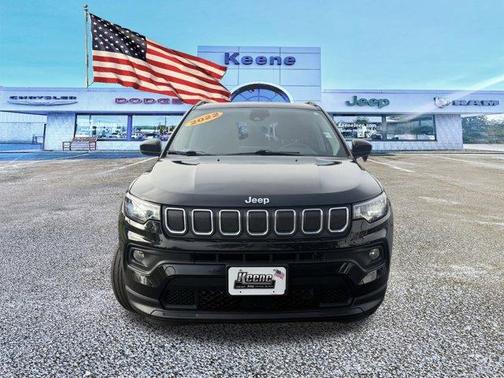 2022 Jeep Compass Latitude Lux