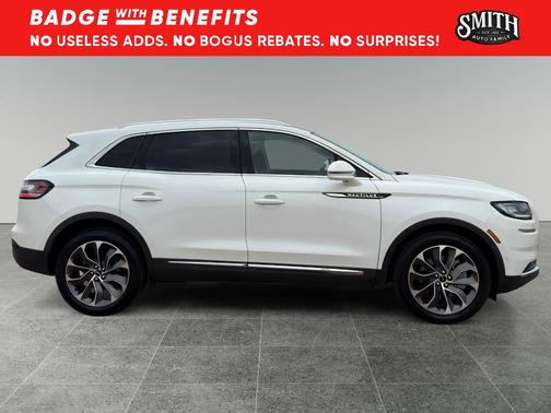 2022 Lincoln Nautilus Reserve