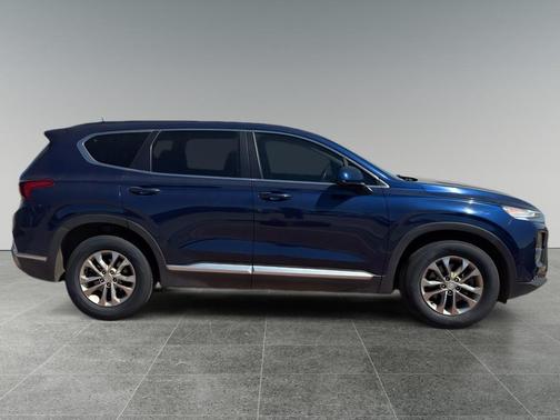 2019 Hyundai SANTA FE SE 2.4