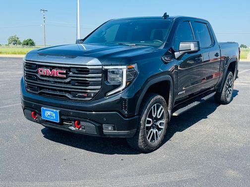 2023 GMC Sierra 1500 AT4