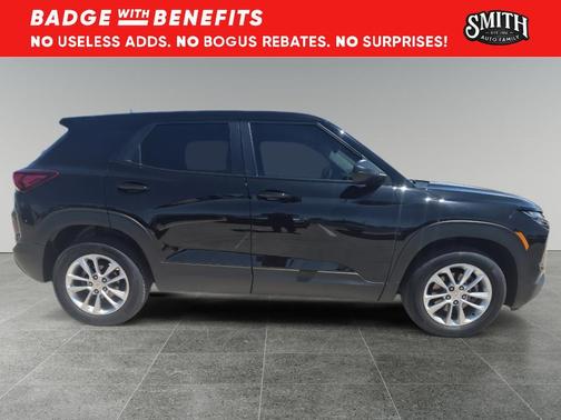 Mosaic Black Metallic 2024 Chevrolet Trailblazer LS