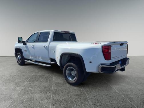 2024 Chevrolet Silverado 3500 LT