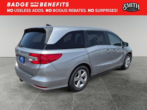 Lunar Silver Metallic 2019 Honda Odyssey EX-L w/Navigation/RES
