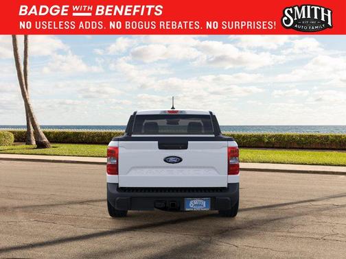 Oxford White 2025 Ford Maverick XLT