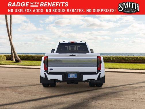 Star White Metallic Tri-Coat 2026 Ford F-350 Platinum
