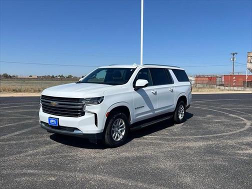 2023 Chevrolet Suburban LT