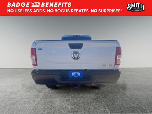 2022 RAM 3500 Tradesman Crew Cab 4x4 8' Box