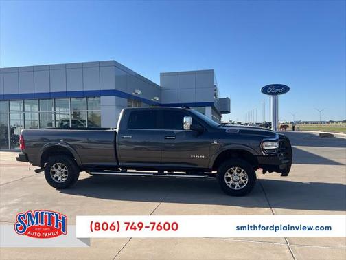 2022 RAM 2500 Laramie Crew Cab 4x4 8' Box
