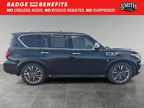 Black Obsidian 2018 INFINITI QX80 Base