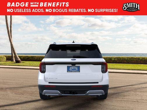 Star White Metallic Tri-Coat 2026 Ford Explorer Platinum