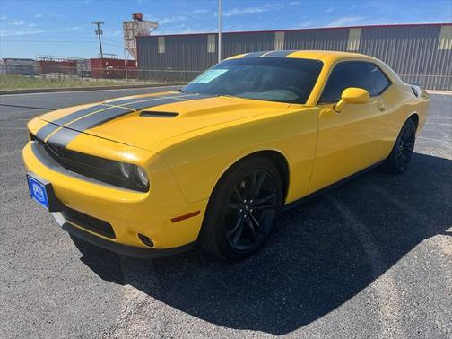 2017 Dodge Challenger SXT