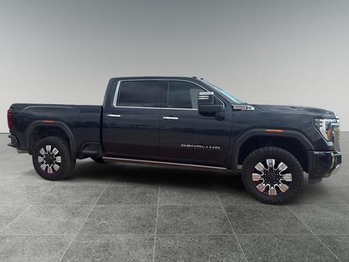 2024 GMC Sierra 2500 Denali