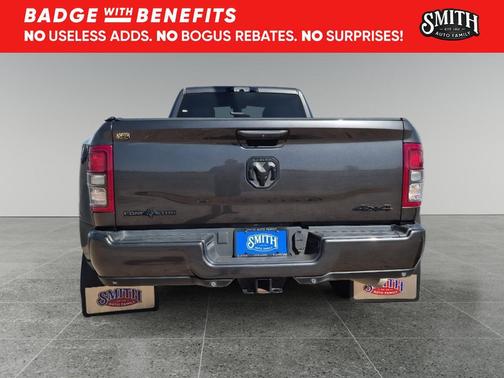 2024 RAM 3500 Lone Star Crew Cab 4x4 8' Box