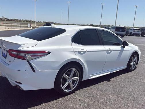 2019 Toyota Camry SE