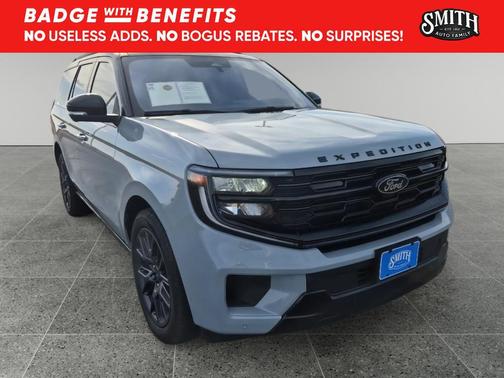Glacier Gray Metallic TriCoat 2025 Ford Expedition Platinum