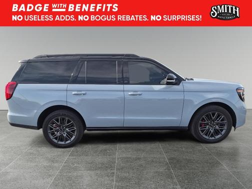 Glacier Gray Metallic TriCoat 2025 Ford Expedition Platinum