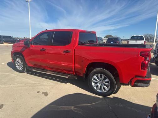 2022 Chevrolet Silverado 1500 Custom