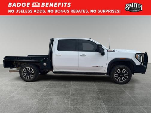 Summit White 2023 GMC Sierra 2500 AT4