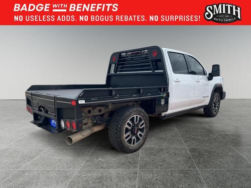 Summit White 2023 GMC Sierra 2500 AT4
