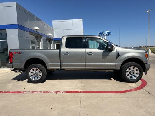 2019 Ford F-250 Platinum