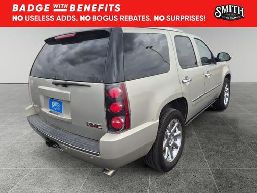 Champagne Silver Metallic 2014 GMC Yukon Denali