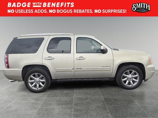 Champagne Silver Metallic 2014 GMC Yukon Denali