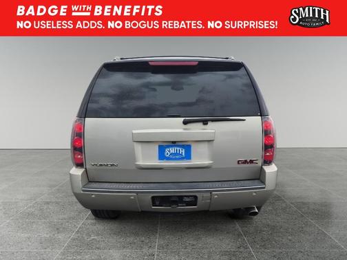 Champagne Silver Metallic 2014 GMC Yukon Denali