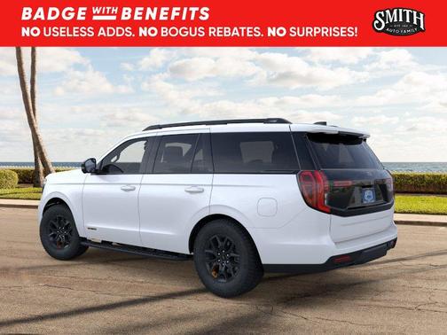 Star White Metallic Tri-Coat 2026 Ford Expedition Tremor