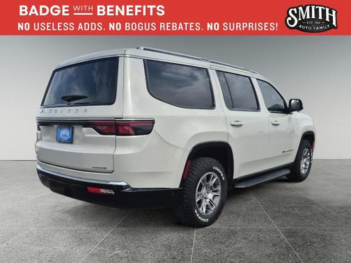 Luxury White Pearlcoat 2022 Jeep Wagoneer Series I 4x4