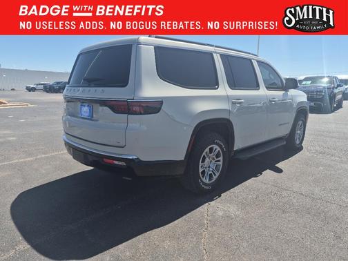 Luxury White Pearlcoat 2022 Jeep Wagoneer Series I 4x4