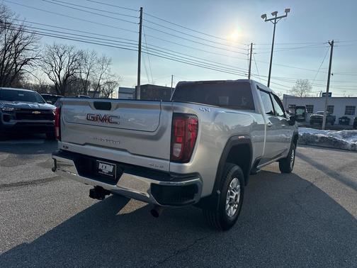 2022 GMC Sierra 2500 SLE