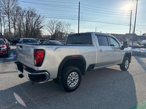 2022 GMC Sierra 2500 SLE