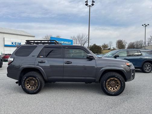 2021 Toyota 4Runner SR5