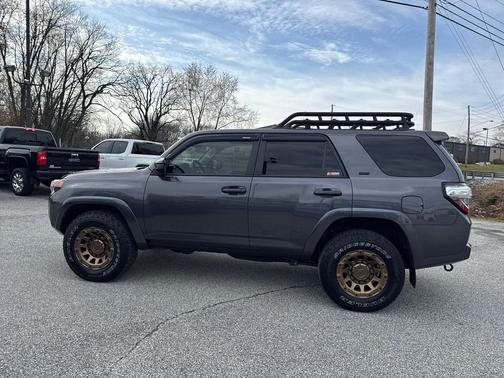 2021 Toyota 4Runner SR5