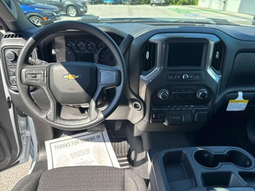 2025 Chevrolet Silverado 2500 Custom
