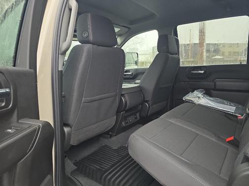 2026 Chevrolet Silverado 2500 Custom