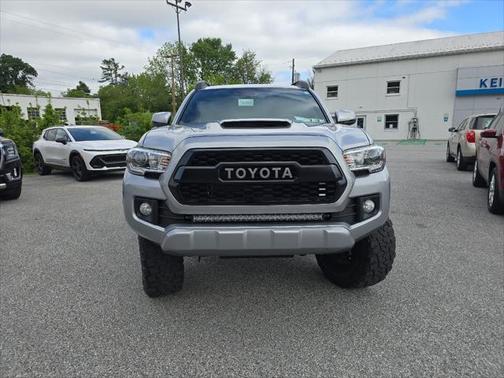 2019 Toyota Tacoma SR