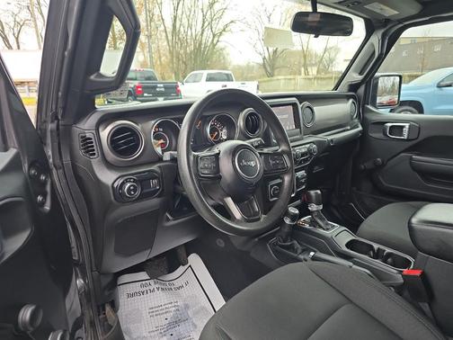 2023 Jeep Gladiator Sport