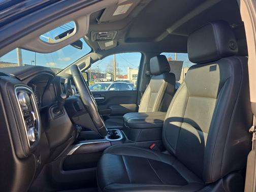 2023 GMC Sierra 3500 SLT